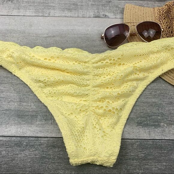 Mossimo Yellow Crochet Cheeky Bikini Bottoms NWT – Size XL - Picture 4 of 9